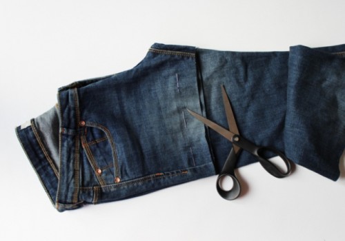 用牛仔裤DIY改造炎热夏季时尚短裤的步骤图解