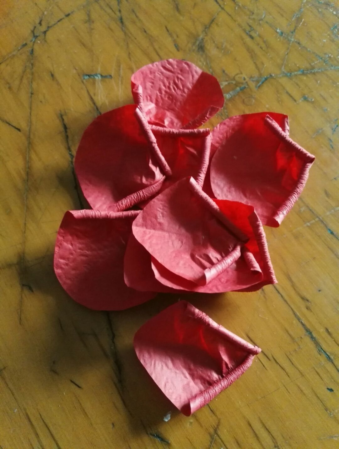 一看就会的玫瑰纸藤花制作方法